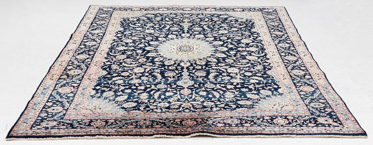 Carpet, Keshan, approx. 325 x 238 cm.