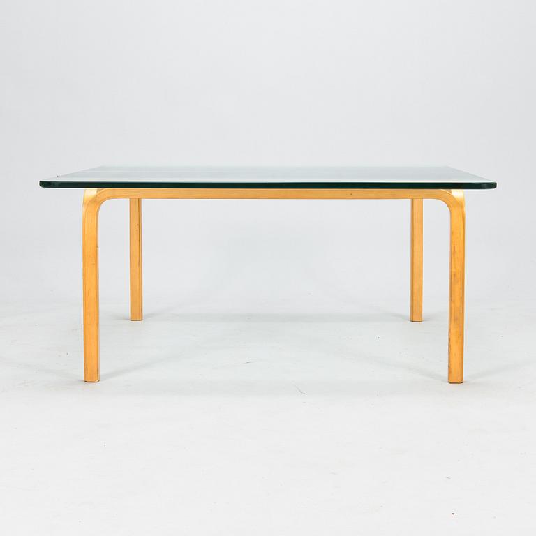 Alvar Aalto, coffee table model 'Y805A' for Artek.