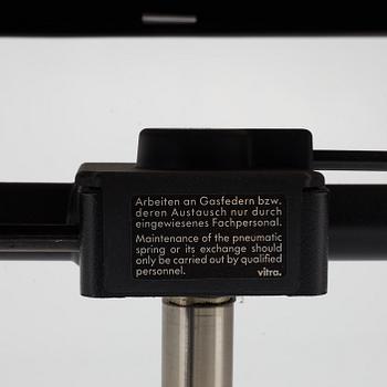 Charles & Ray Eames, kontorsstol, "Soft Pad Chair EA217", Vitra.