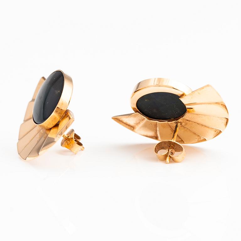 A pair of 14K gold earrings with spectrolites. Kupittaan kulta, Turku.