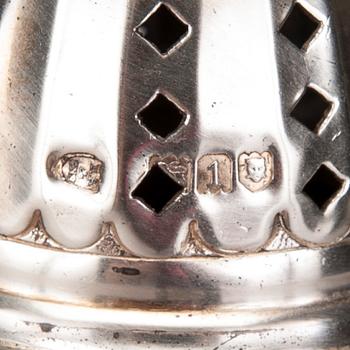 SOCKERRUSKA, silver, London 1906. Vikt 377 g.