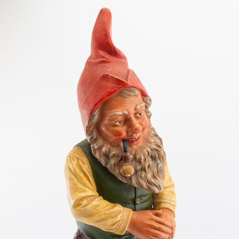Tomte troligen Tyskland 1900-talets mitt/andra hälft bemålad terrakotta.