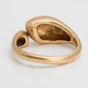 OLE LYNGGAARD COPENHAGEN, ring, 18K gold with ca 0.05 ct brilliant-cut diamond.