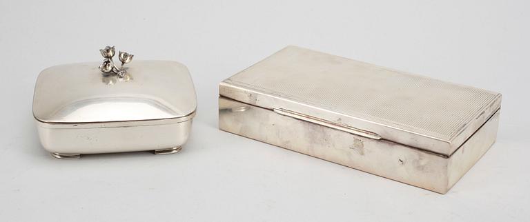 CIGARETTSKRIN, sterling silver samt LOCKASK, sterling silver, Heribert Engelbert för Stigbert, Stockholm, 1950.