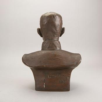 Frans Törnegren, skulptur signerad 1915.