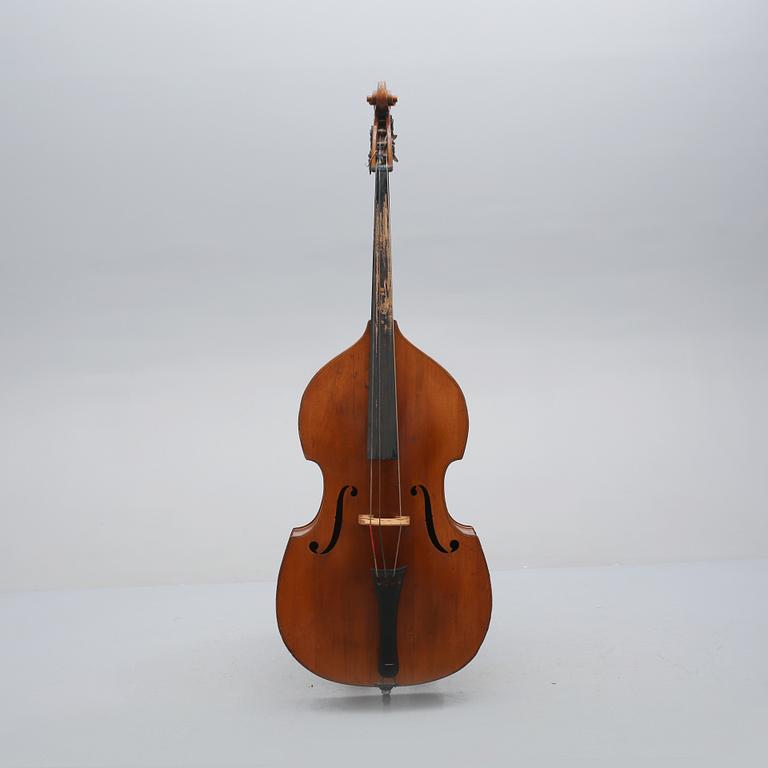 KONTRABAS, 1900-tal.