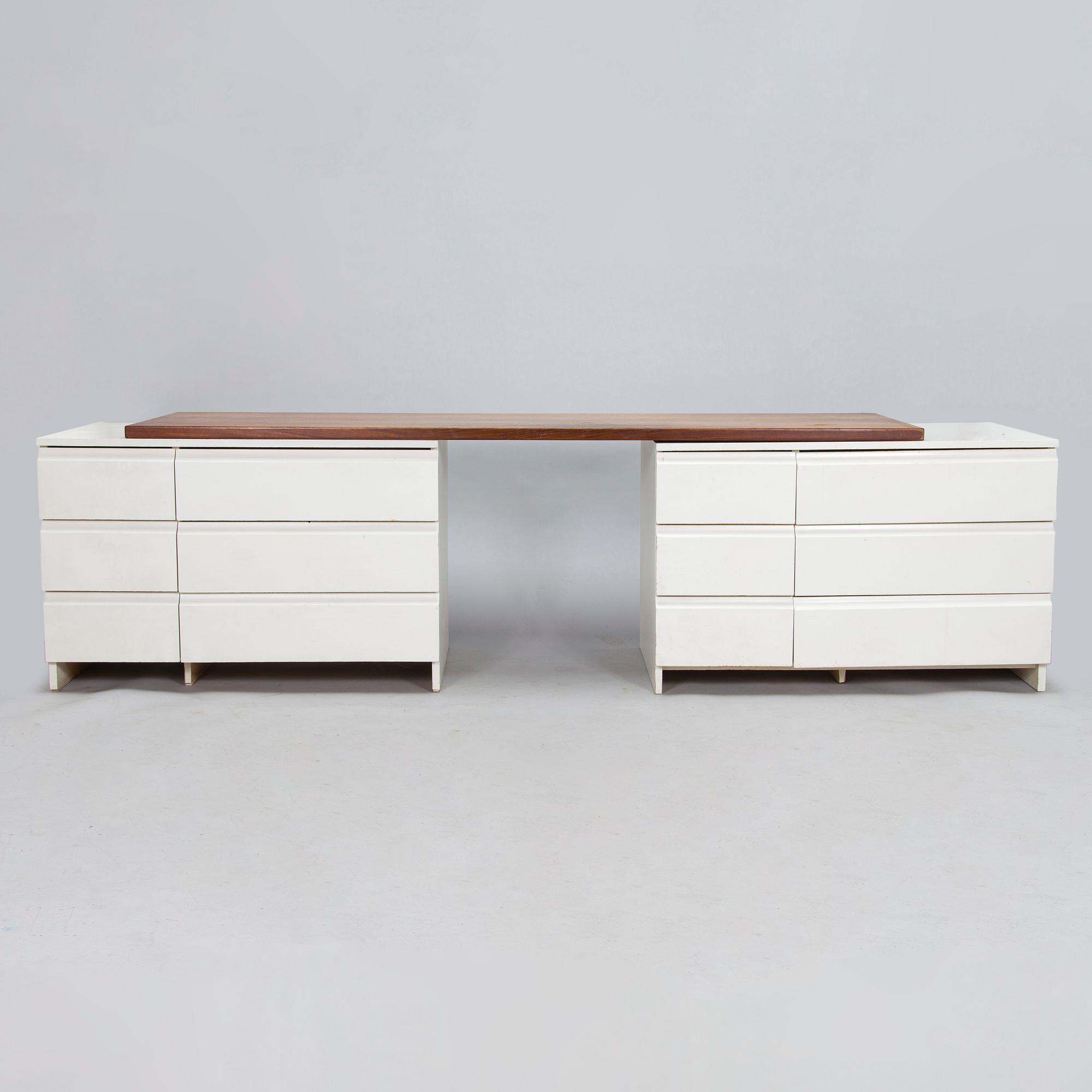 Aulis Leinonen, skrivbord, lådmodul modell 200 och skivan modell T216, Artek 1950-tal.