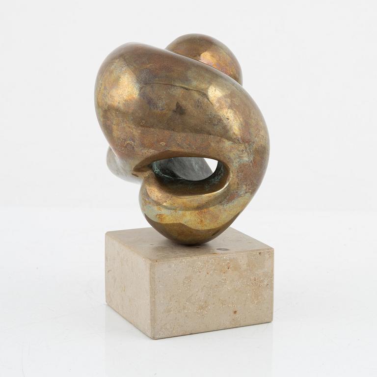 Eva Acking, skulptur. Signerad. Brons, total höjd 17 cm.