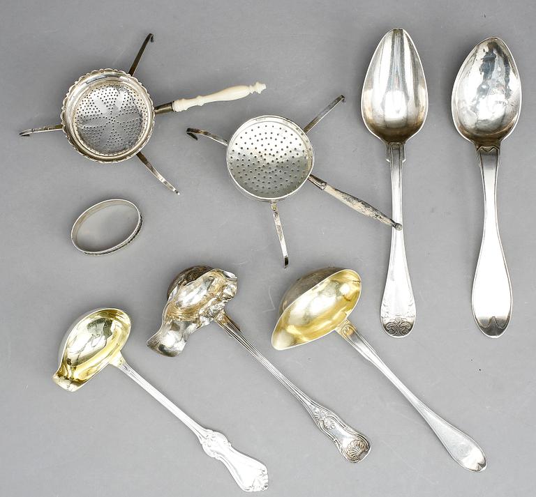 PARTI SILVER, 8 delar, bl.a Nils Johan Hagman, Sundsvall, 1822. Total vikt ca 333 gram.