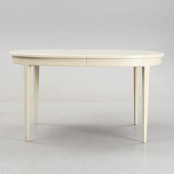 Carl Malmsten, a 'Herrgården' dining table and a set of four 'Vardags' chairs, second half of the 20th Century.