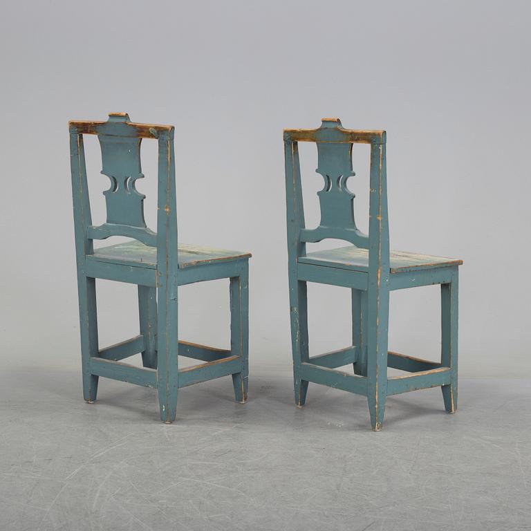 4 mid-19th century chairs,