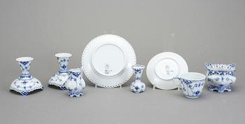 KAFFESERVIS, 25 delar, bl.a. "Musselmalet helblond", Royal Copenhagen.