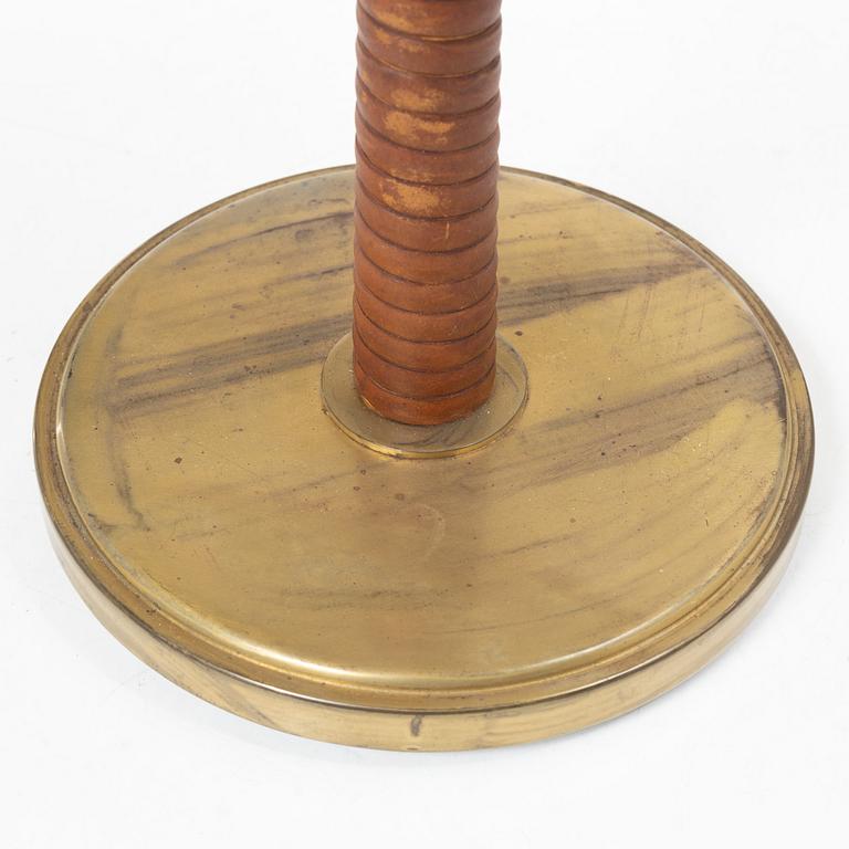 Harald Notini, A model 15525 table lamp, Arvid Böhlmarks Lampfabrik, Stockholm, 1950s.