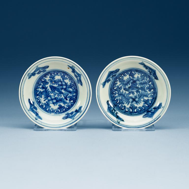 A pair of blue and white dishes, Ming dynasty, 17th Century.