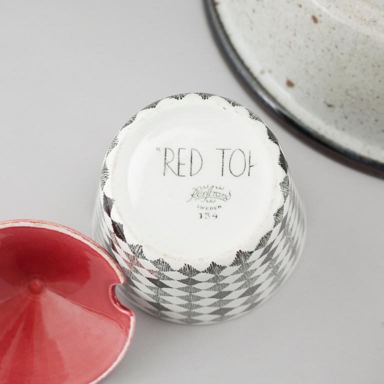 Seven stoneware and porcelain items from Rörstrand, third quarter of the 20th century.