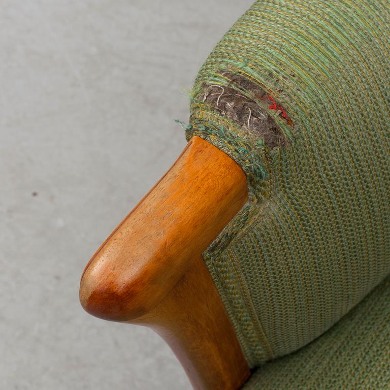 CARL MALMSTEN, fåtölj, "Vår Fru", O.H. Sjögren, Tranås. Brickmärkt. 1900-talets andra hälft.