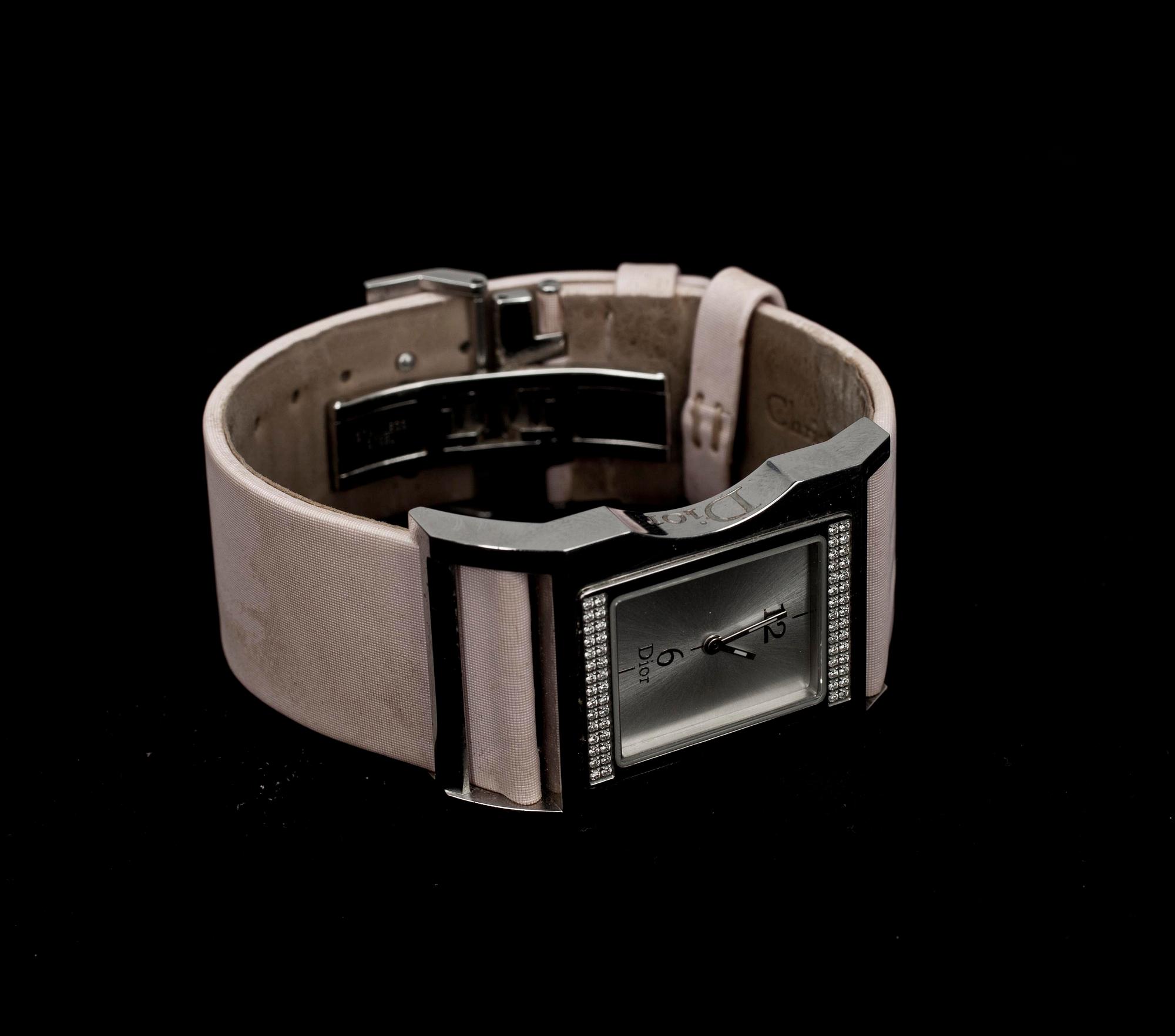 ARMBANDSUR, Dior.