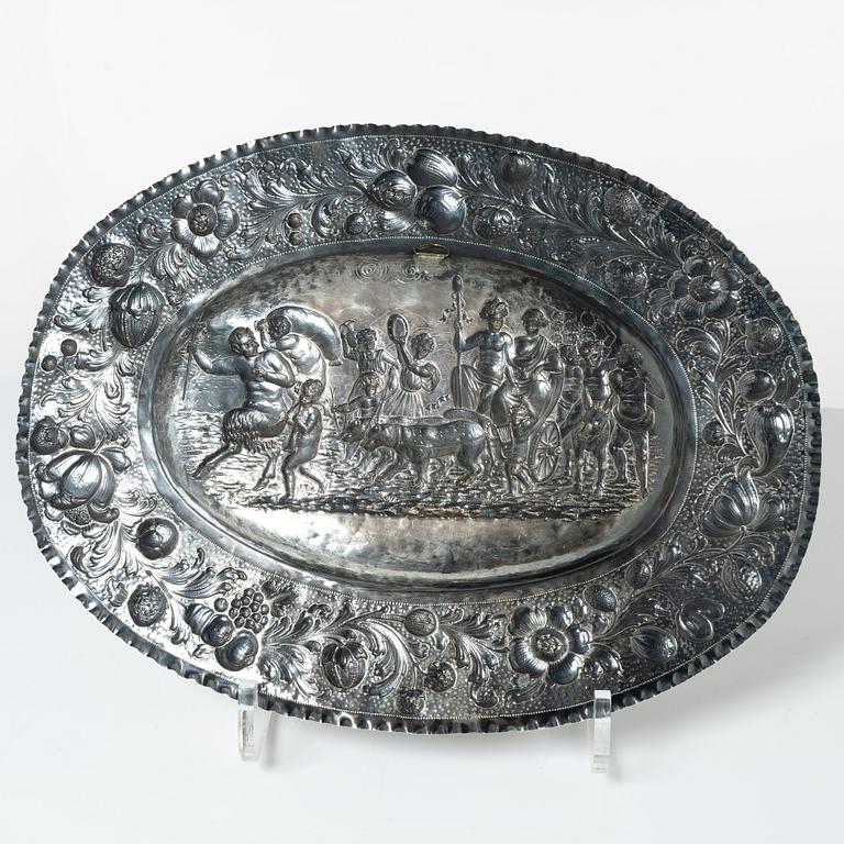 Presentation plate, silver, Baroque style, pseudo-hallmarks, circa 1900.