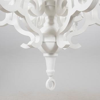 Studio Job, a pair ceiling chandelier, "Paper chandelier L" for Moooi 2000s.
