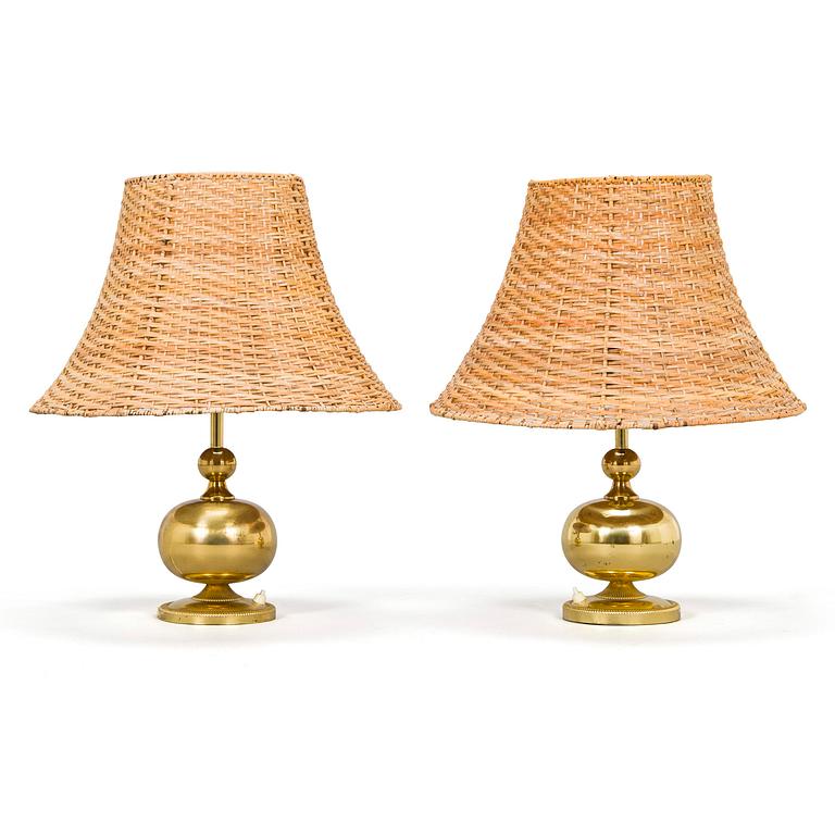 Kai Ruokonen, a pair of 1970s table lamps for Lynx Finland / HS Tuote.