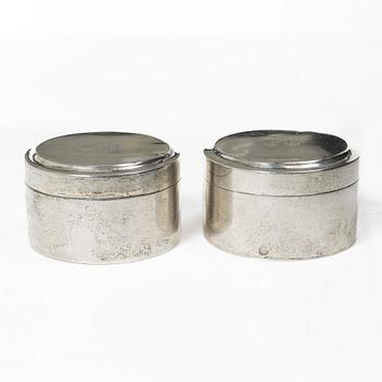 Gustaf Folcker, A pair of Swedish silver boxes, mark of Gustaf Folcker, Stockholm 1825.