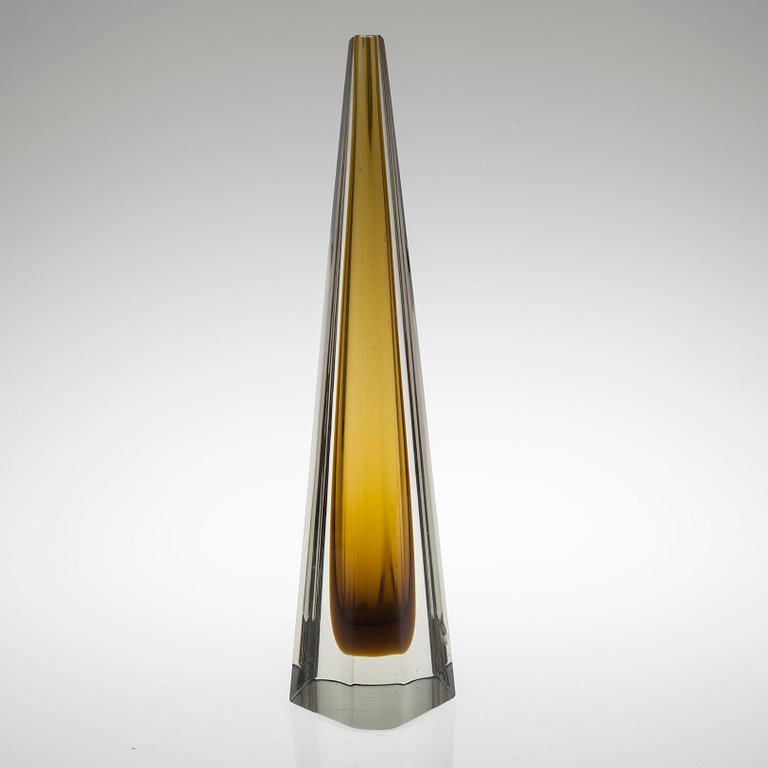 Kaj Franck, A GLASS SCULPTURE.