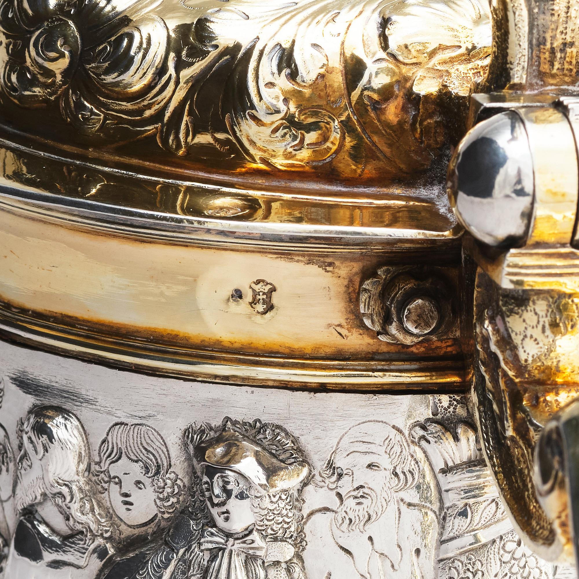 A Baroque German parcel-gilt silver tankard, mark of Johann Rohde II (1684-1726), Danzig, circa 1690. - Bukowskis A Baroque German parcel-gilt silver tankard, mark of Johann Rohde II (1684-1726), Danzig, circa 1690. - Bukowskis