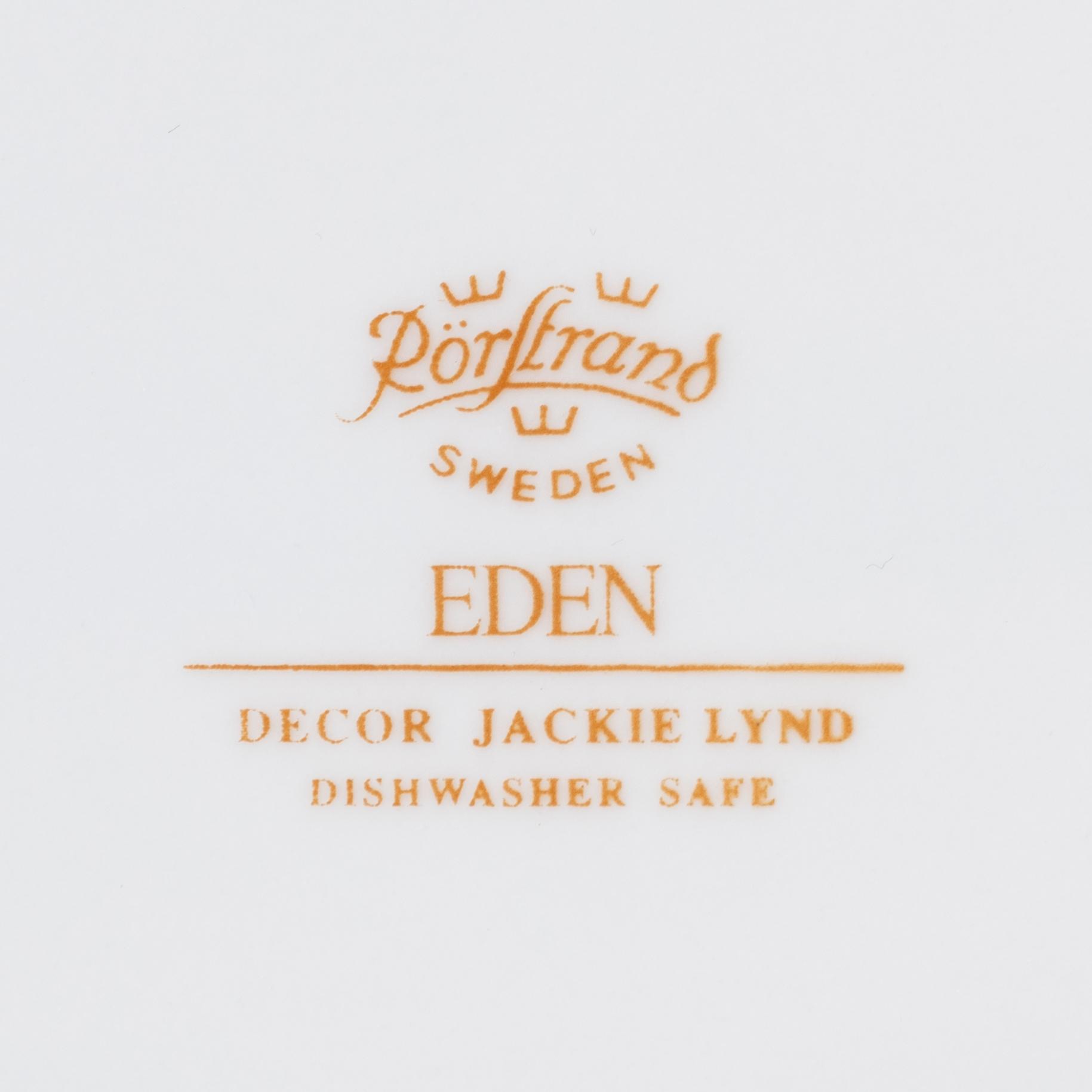 Kaffe- och teservis, 54 delar, "Lotus", Rörstrand, 1900-talets andra hälft.