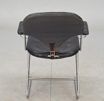 KARMSTOL, Sam Larsson, Dux.