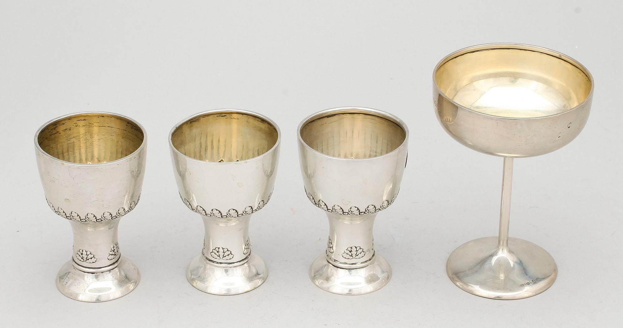POKALER, 4 st, silver, C G Hallberg, Stockholm 1900-talets första hälft. Total vikt ca 212 g.