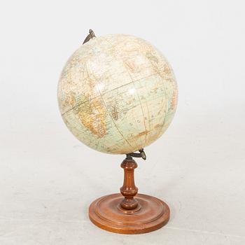 An early 1900s globe.