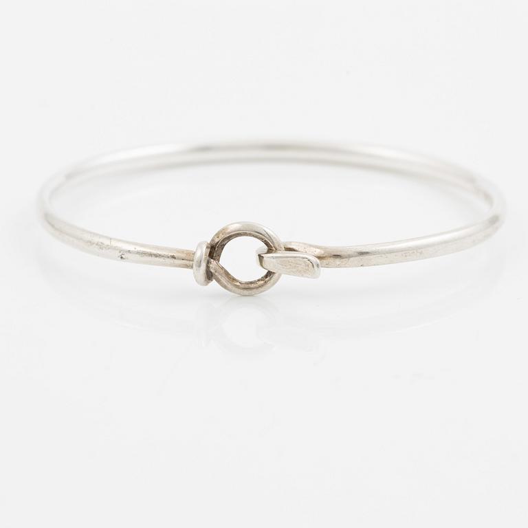 Vivianna Torun Bülow-Hübe, armring, sterlingsilver, Danmark. För Georg Jensen.