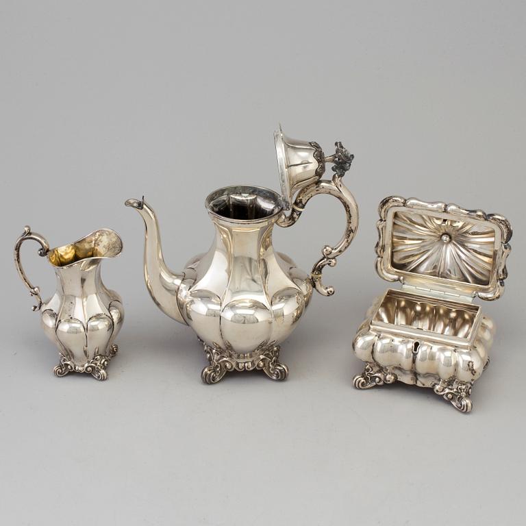 A three-piece coffee service, parcel-gilt and silver. Maker's mark CG Hallberg, Stockholm, 1925.