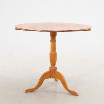 Folding table, 19th century, three-part base.