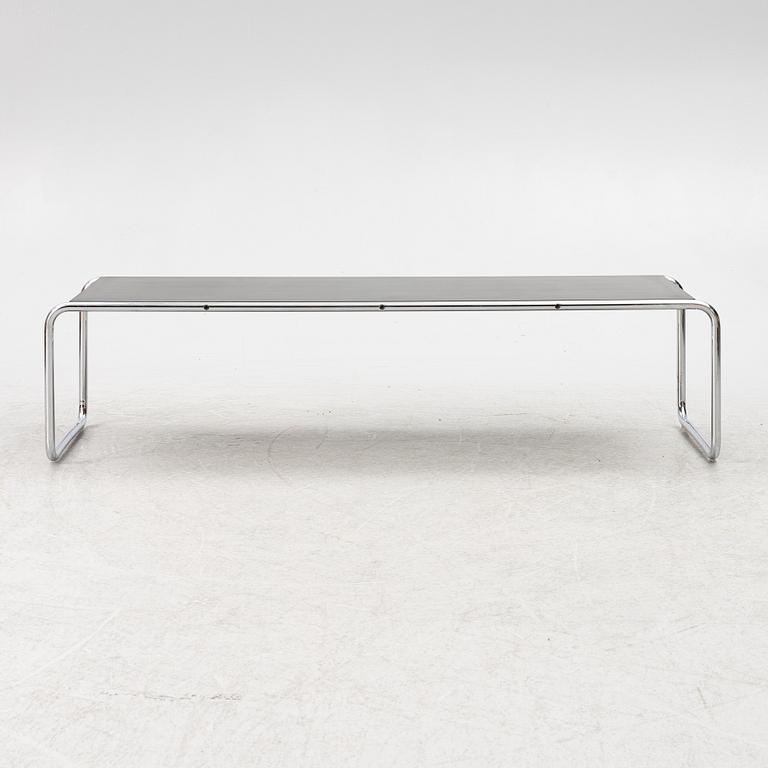 Marcel Breuer, soffbord, "Laccio table", Knoll.