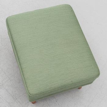 Carl Malmsten, Fåtölj samt fotpall, "Ane" + Fotpall "Farmor", 1900-talets andra hälft.