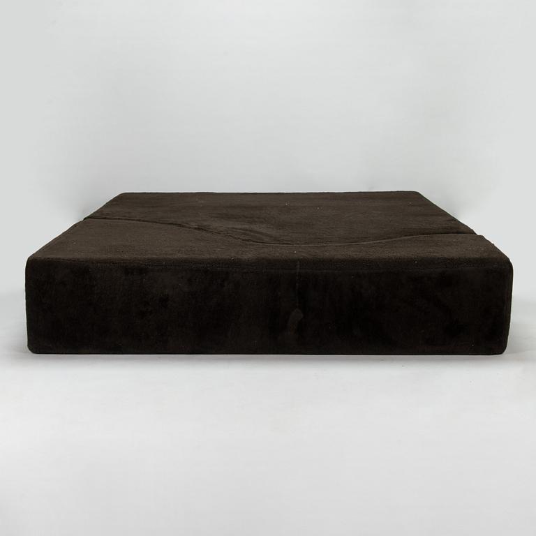 Kaisa Blomstedt, a 1970s 'Cuddling' sofa for Utopia.