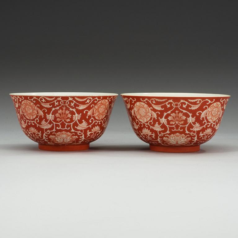 A pair of coral red bowls, Late Qing dynasty with Daoguang seal mark.