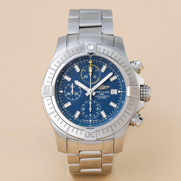 Breitling, Avenger, Chronograph 45, ca 2024.