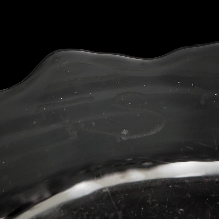 VAS, glas. Timo Sarpaneva, signerad TS.