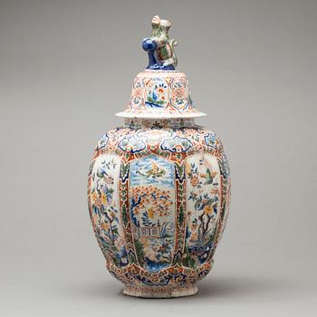 LOCKURNA, fajans, Delft, signerad Lambertus von Eenhoorn (1691-1721).