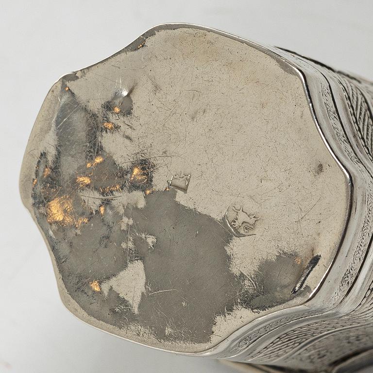 Dosor, 8 st, silver, Holland och England, mestadels 1800-tal.