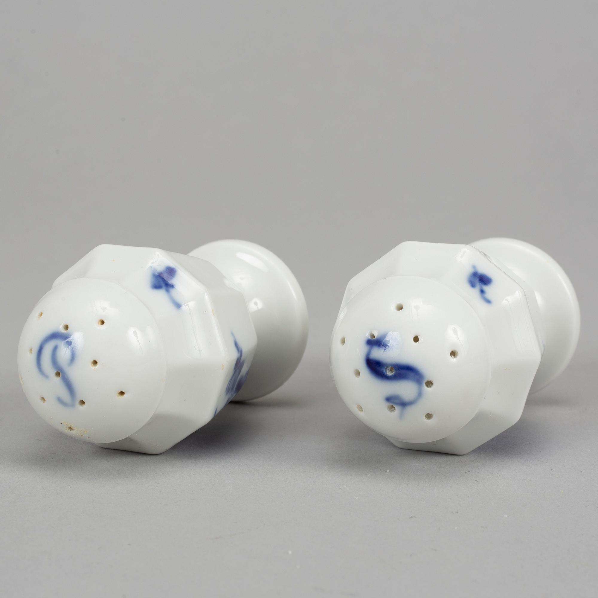 Royal Copenhagen, 28 pcs service.