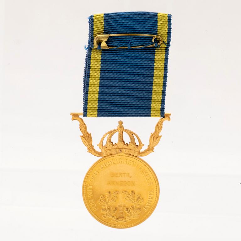 Medalj "För nit och redlighet i rikets tjänst" 18K guld.