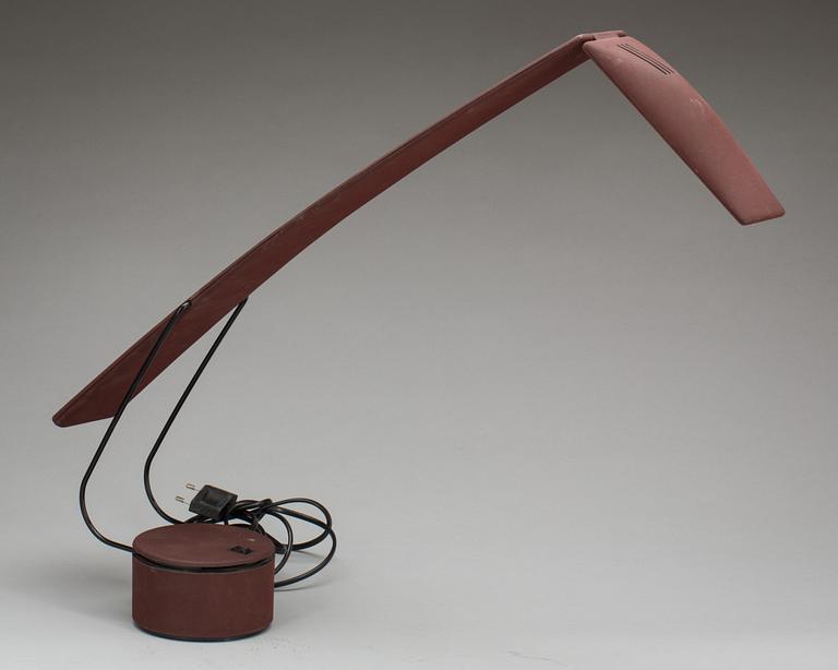 SKRIVBORDSLAMPA. "Dove". Design Barbaglia & Colombo, Italien.