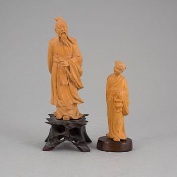 FIGURINER, 2 st, trä, Kina, 1900-tal.
