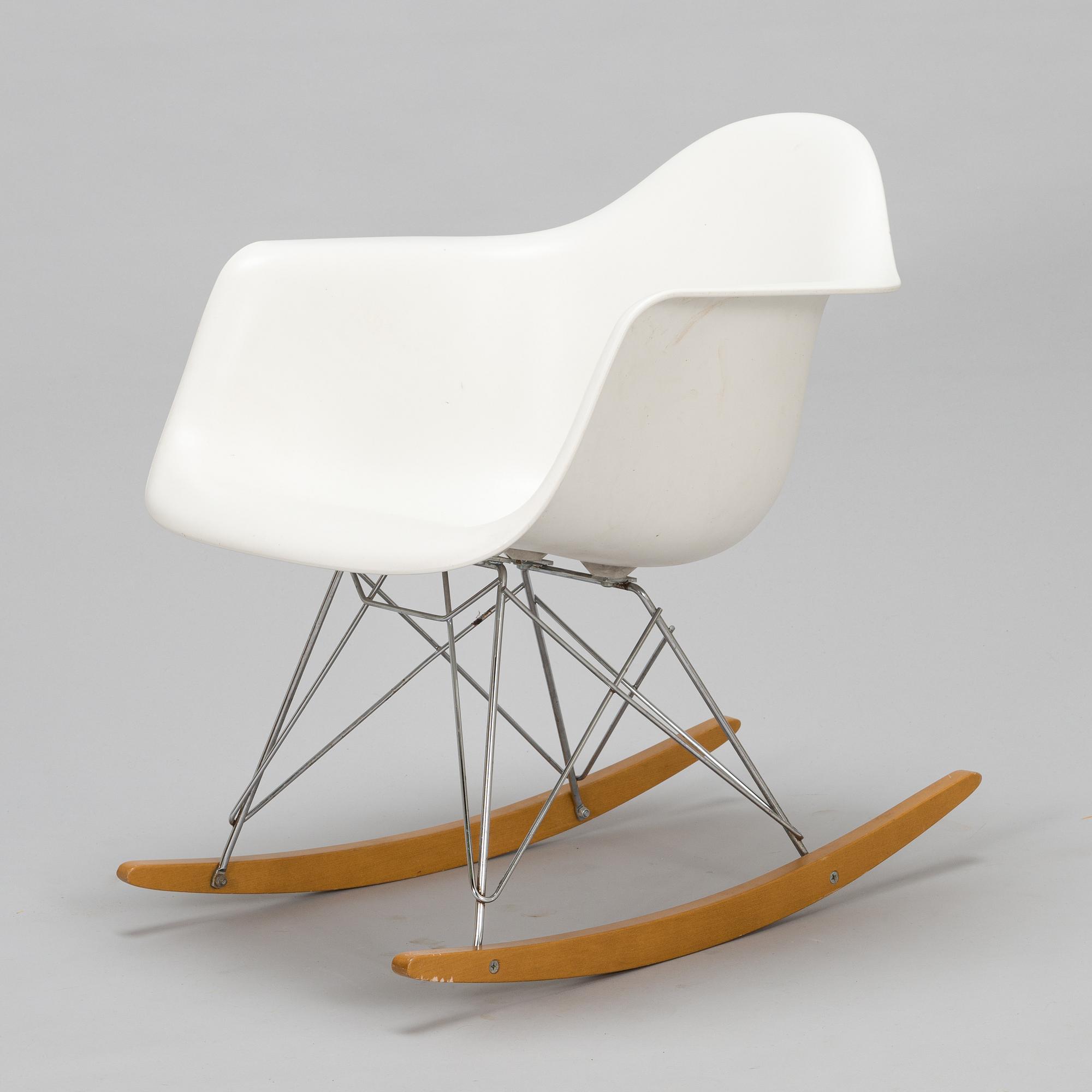 Charles och Ray Eames, gungstol, "Eames Plastic Armchair RAR", Vitra 2015.