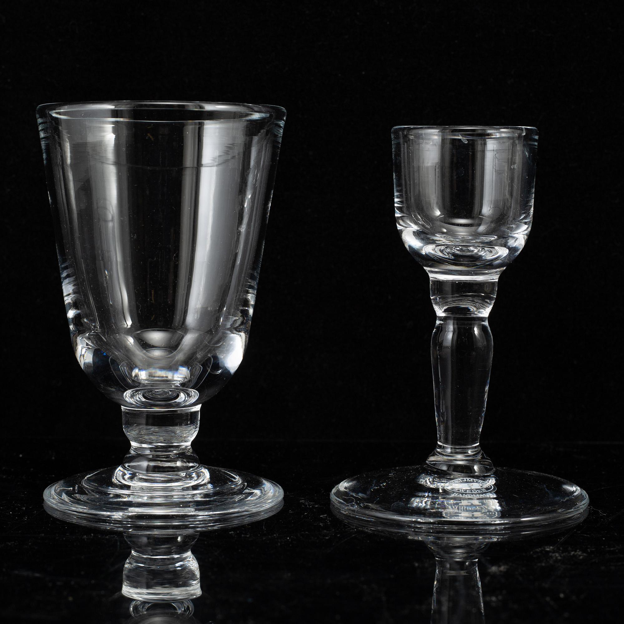 MATS THESELIUS, a 20 pieces glass service, "Körsbärstjuven", designed ca 2000 for Reijmyre, Sweden, never in production.
