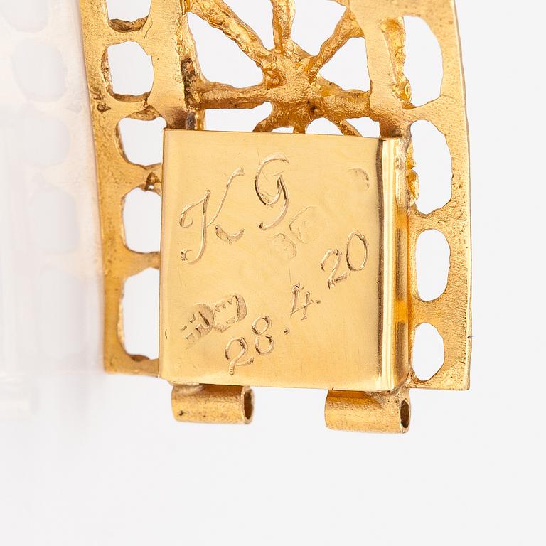 PENTTI SARPANEVA, ARMBAND "Pitsi", 14K guld. Turun Hopea, Åbo 1968.