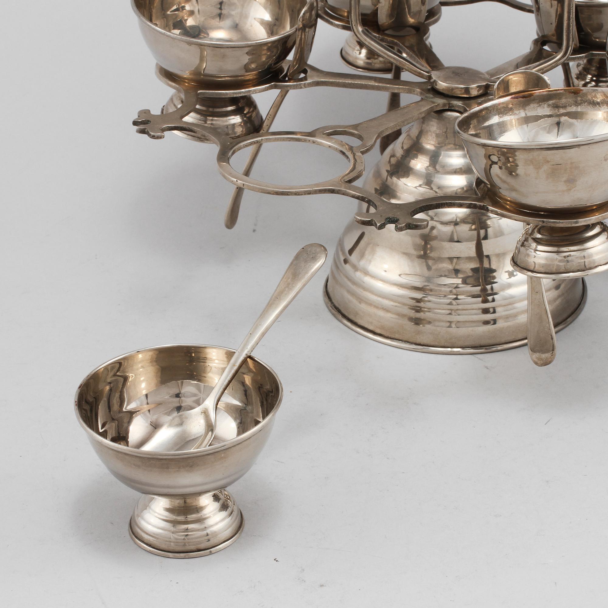 KAVIARSTÄLL, vitmetall, 1900-talets första hälft.